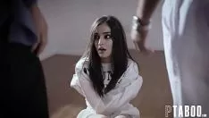 Jouer Il sait comment faire en sorte que chacune de ces filles se sente bien quand il les baise
