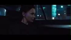 تشغيل ممارسة الجنس مع الدهون يجري مارس الجنس في السيارة