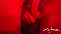 تشغيل جلسة Solo Solo ذات تصنيف X Latina Latina مع دسار أحمر كبير