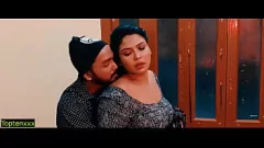 Reproducir La primera experiencia sexual de la novia de Curvy Desi