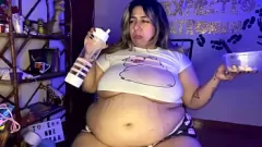Abspielen Chubby BBW Coraline wird wild mit Dildo auf Webcam