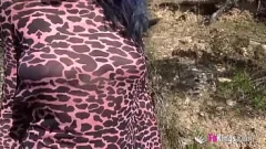 Reproducir Pasión al aire libre: Noa Tevez se vuelve loca junto al lago