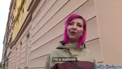 Reproduzir Linda ruiva europeia gata gosta de sexo doggystyle ao ar livre com um enorme acabamento de gozada