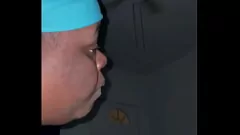 Abspielen Die große, saftige BBW wird von einem Solo-Jungen hart in den Analfick gefickt und bekommt am Ende einen cremigen Cumshot